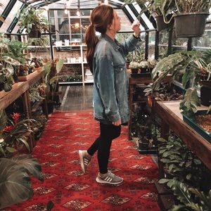 Meet your Posher, Taylor